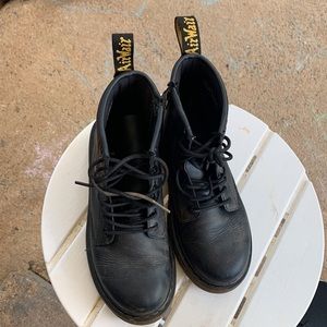 Dr.Marten girl boots✨